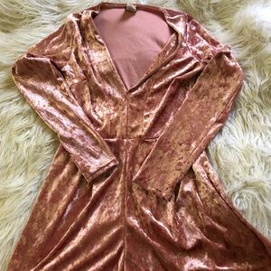 Pink velvet short romper